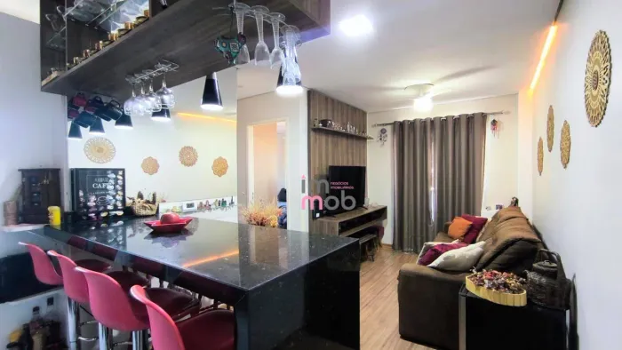 Apartamento com 2 dormitórios à venda, 57 m² por R$ 300.000,00 - Nova América - Piracicaba