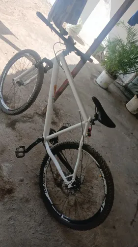 Bicicleta alfameq 26 em bom estado 450