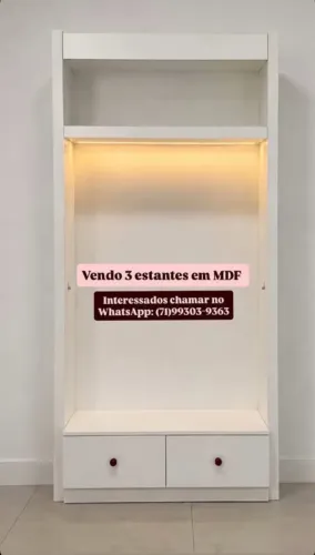 Vendo Armário Expositor
