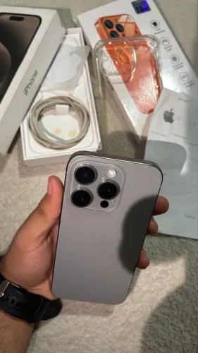 iPhone 15 pro 128gb