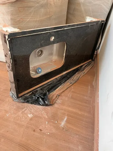 Vendo pia de cozinha de granito