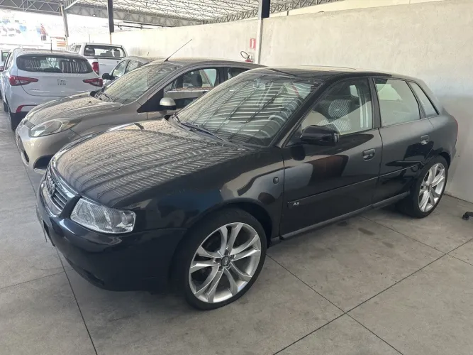 Audi A3 1.8 5P Mec. 2000