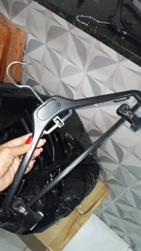 Cabides preto