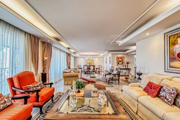 Apartamento com 4 quartos, Campo Belo - São Paulo