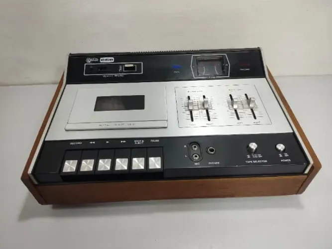 Com Defeito LEIA a Descrição - Tape Deck Gravador CCE  Cd720 Oae (Usado)
