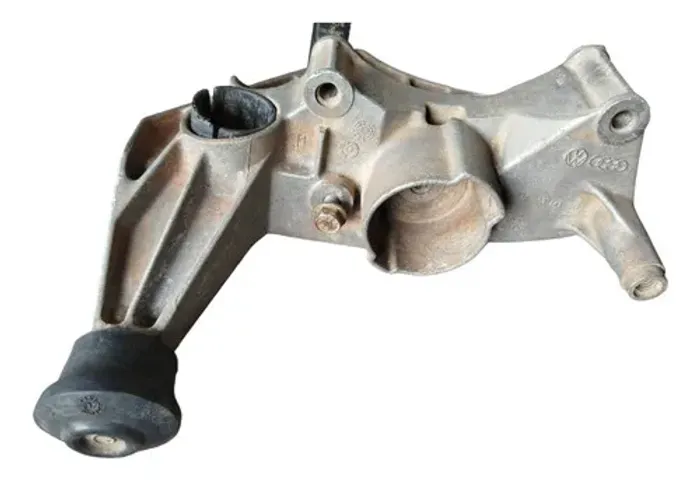 Suporte Alternador Vw Kombi Gol Parati Saveiro