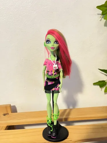 Boneca Venus McFlaytrap Monster High