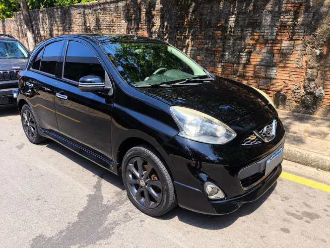 Vendo Nissan march