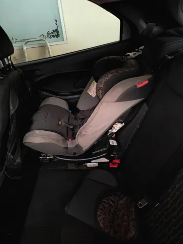 Cadeirinha de carro infantil