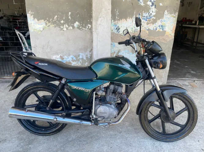Titan 150 2005, NÃO COMPENSA BOTAR EM DIAS!!!