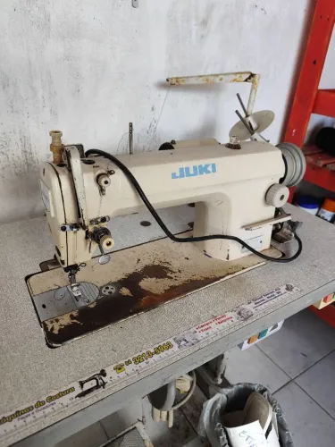Máquina industrial juki