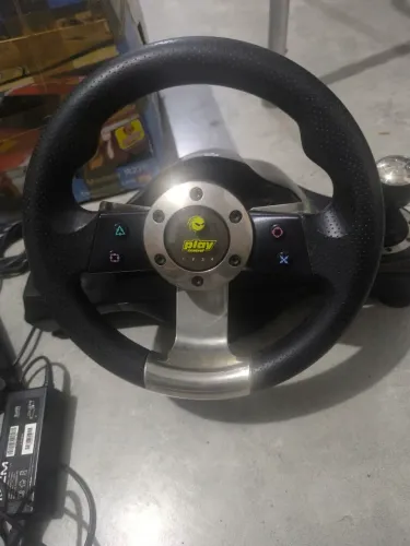 Volante para Pc e compatível com ps3