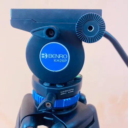 Tripé para câmera fotográfica / vídeo - Benro KH26p profissional cabeça hidráulica