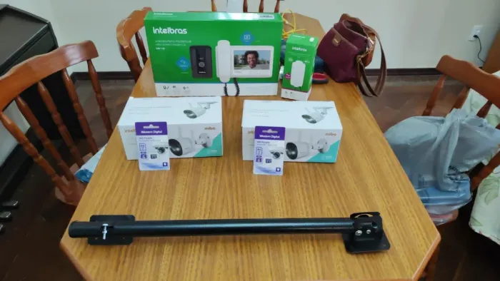 Instalação profissional de câmeras de segurança,alarme, cerca elétrica, interfone e outros