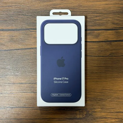 Capa de silicone com MagSafe para iPhone 17 Pro Meia noite - Lacrado - Pronta Entrega