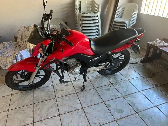Moto fan 160 2023