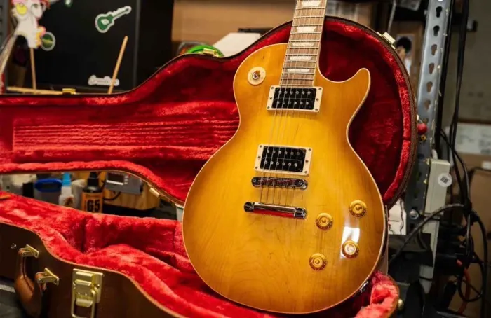 Guitarra Gibson Les Paul Standard Jessica Slash
