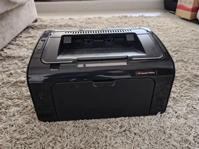 Impressora HP LaserJet P1102w Monocromática Wifi - Excelente Estado (110V)