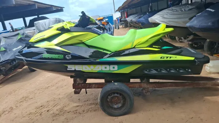 Jet ski Seadoo GTI 130 ano 2019