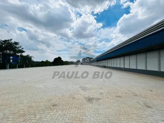 Galpão em Condomínio para alugar no Bairro Vila Nova Bonsucesso em Guarulhos - SP.