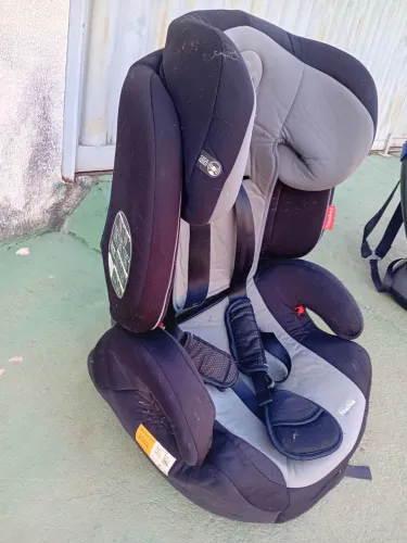 Cadeirinha automotiva