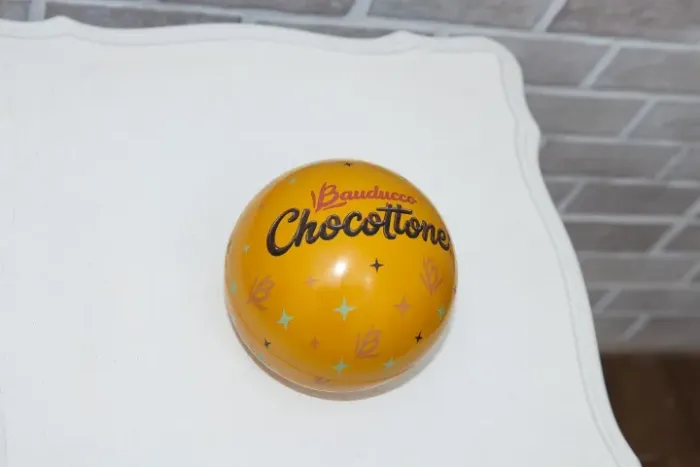 Bola de Natal Bauducco - Seminova