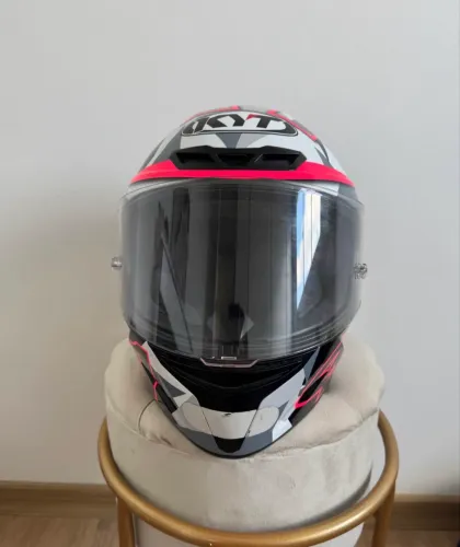 Capacete Kyt