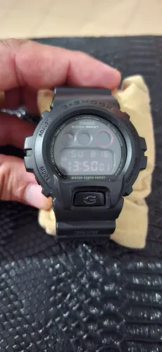 Casio G-Shock DW-6900U