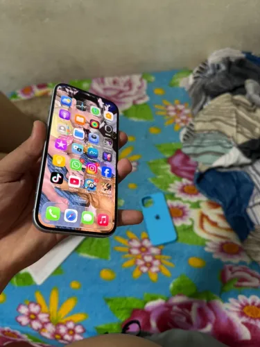 iPhone 15 aceito cartão