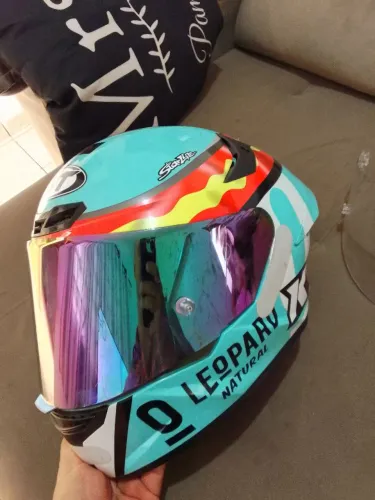 Capacete KYT Leopard N58 semi novo pra hj