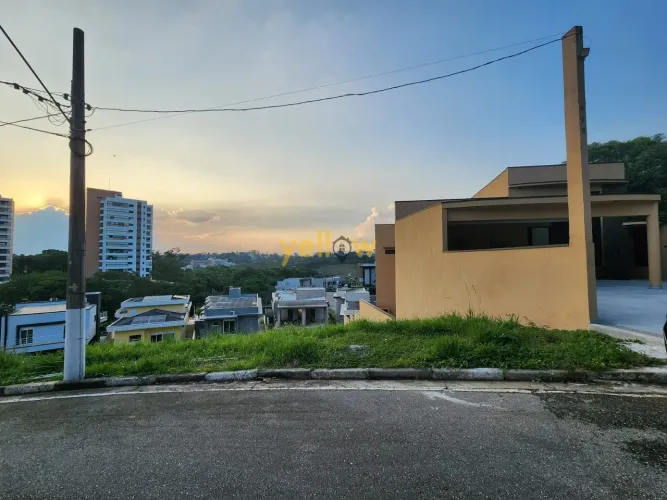 Terreno no Condomínio Arujá Ville II - Arujá, SP