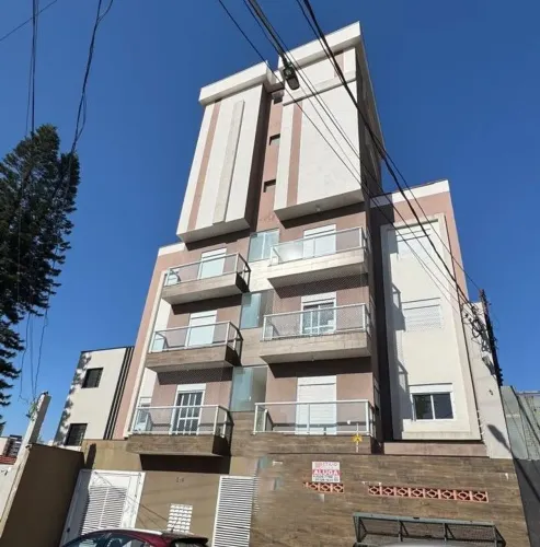Apartamento com 2 dormitórios e sacada disponível para locação na Chácara Mafalda