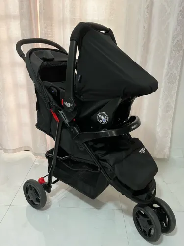 Carrinho Cosco Toffy + Bebê Conforto Cosco Wizz, Preto