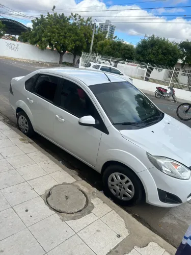 Ford Fiesta Sed. 1.6 8V Flex 4P 2013