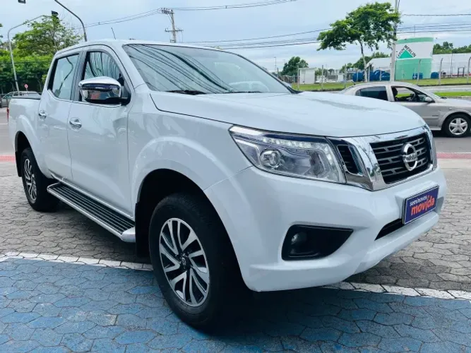 Nissan Frontier XE CD 4X4 2.3 Bi-TB Diesel Aut. 2022