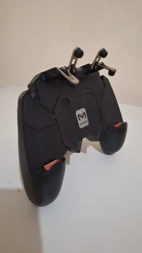 Gamepad Memo AK-66 - Controle mecanico para celular