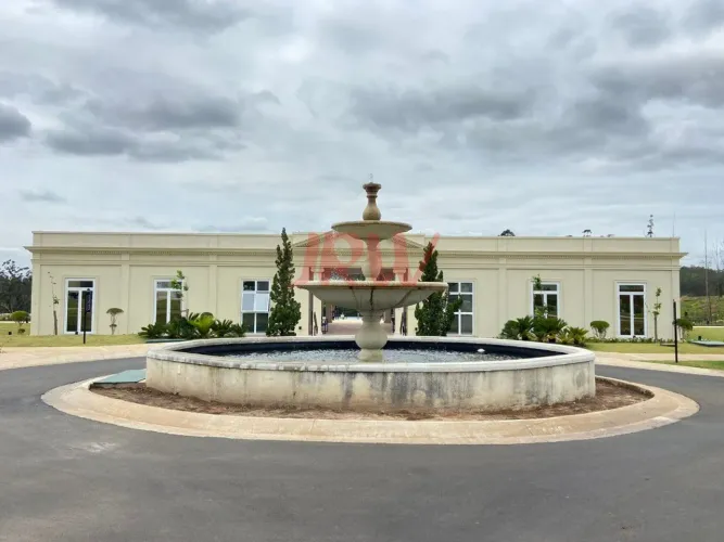 TERRENO NO CONDOMÍNIO VILLA DOS PINHEIROS INDAIATUBA