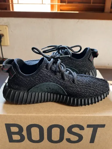? adidas Yeezy Boost 350 "Pirate Black" (Original)