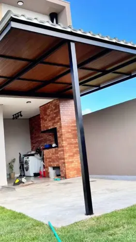 Pergolado alumínio telha sanduíche 