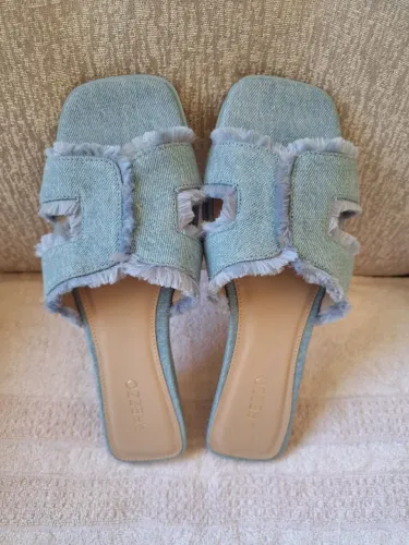 Sandália rasteira Arezzo jeans Denim, tamanho 38