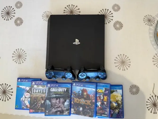 Play Station 4