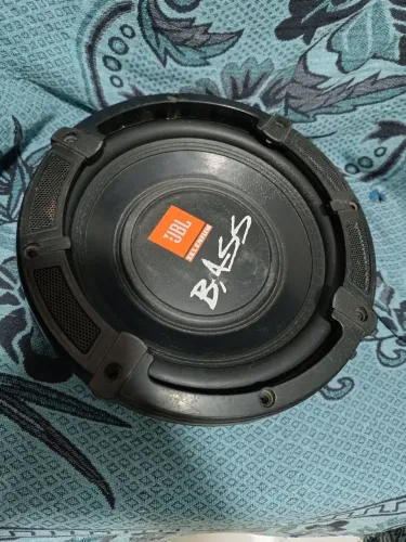 Subwoofer JBL 10" 350 rms bobina dupla. 