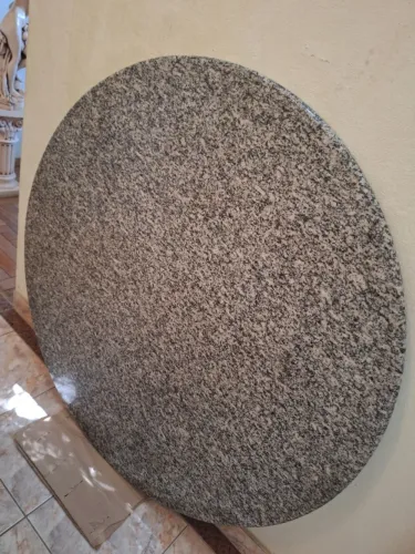Tampo de mesa redondo (granito)