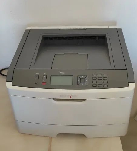 Impressora a laser Lexmark E460dn