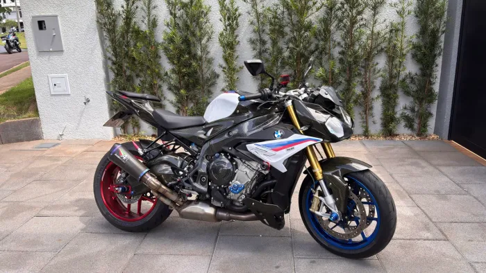 S1000R 2017 Full Carbon /Full Equipment top