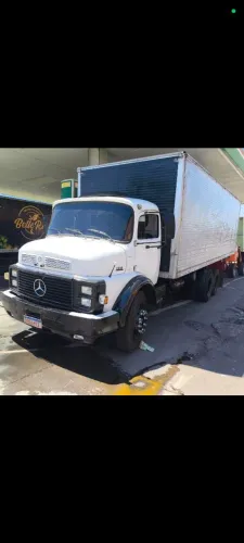 1318 Baú 8m