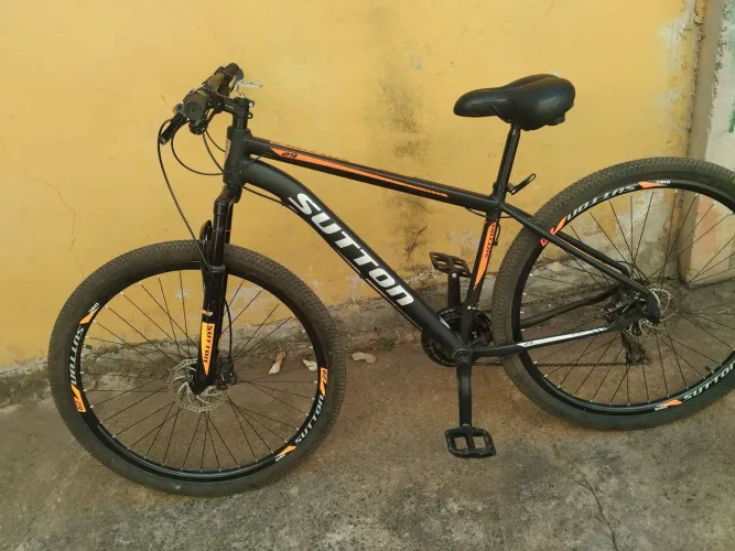 Sutton Aro 29 Alumínio