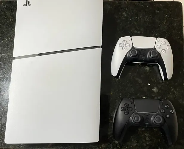 PS5 - versão slim digital