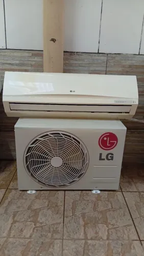 Vende se ar condicionado LG convencional 12 mil BTUS 