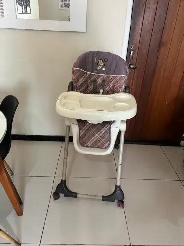 Cadeirinha alimentação Safety !!!! Reclina ajuste altura linda 